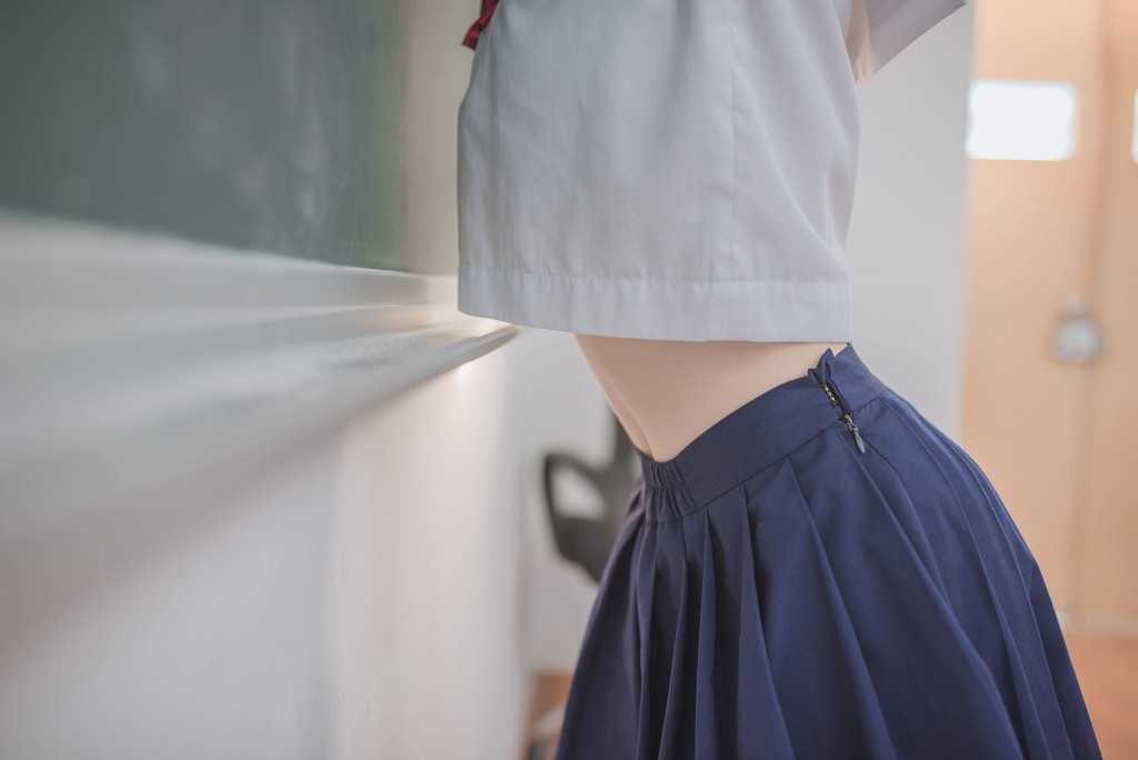 Bai Jin Saki "Mushroom Head Black Silk JK" [Cosplay Welfare] Photo Book [26P