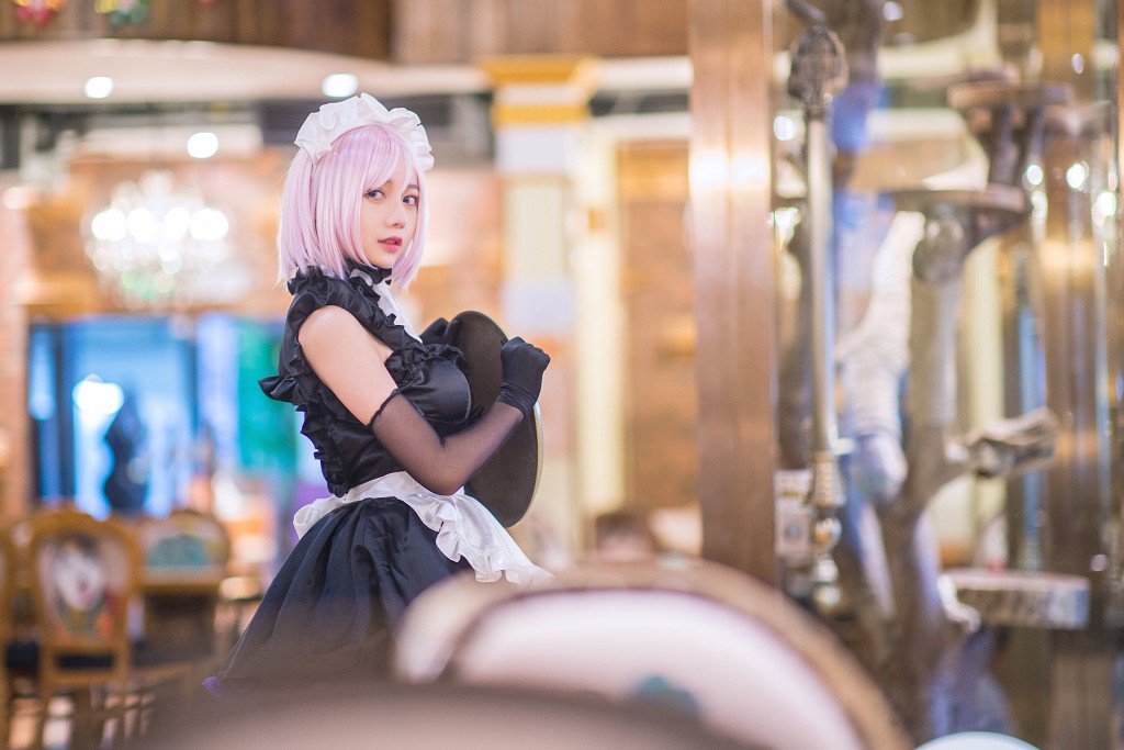 COSER洛丽塔大哥《女仆 灰衬衫 护士》 [Cosplay美女] 写真集[40P]