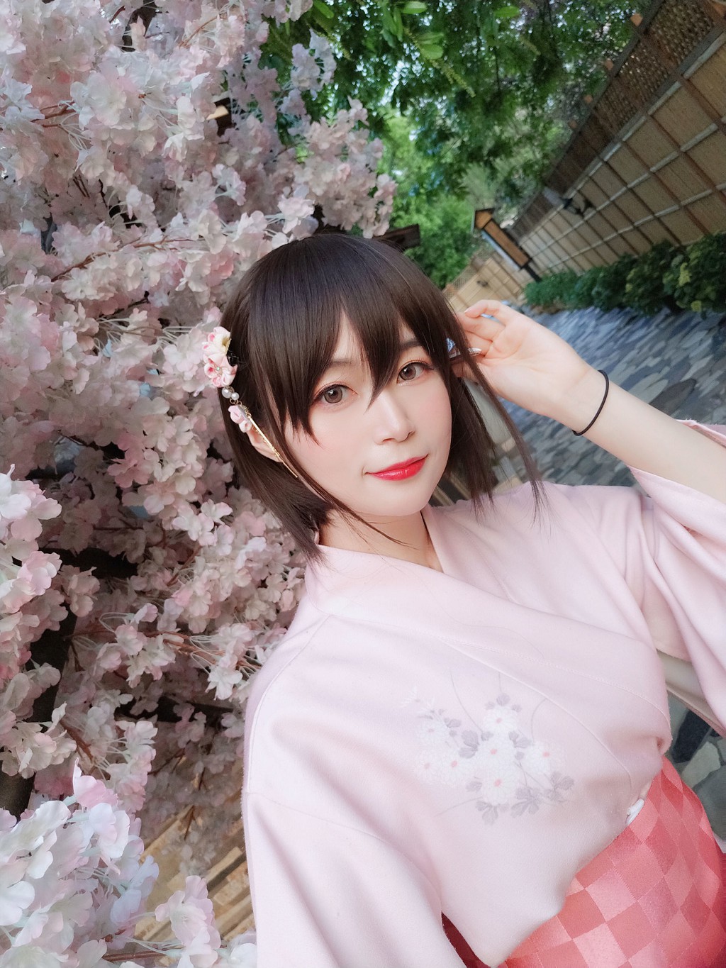コスプレイヤー白銀81 《和服温泉》 [コスプレ少女] 写真集[40P