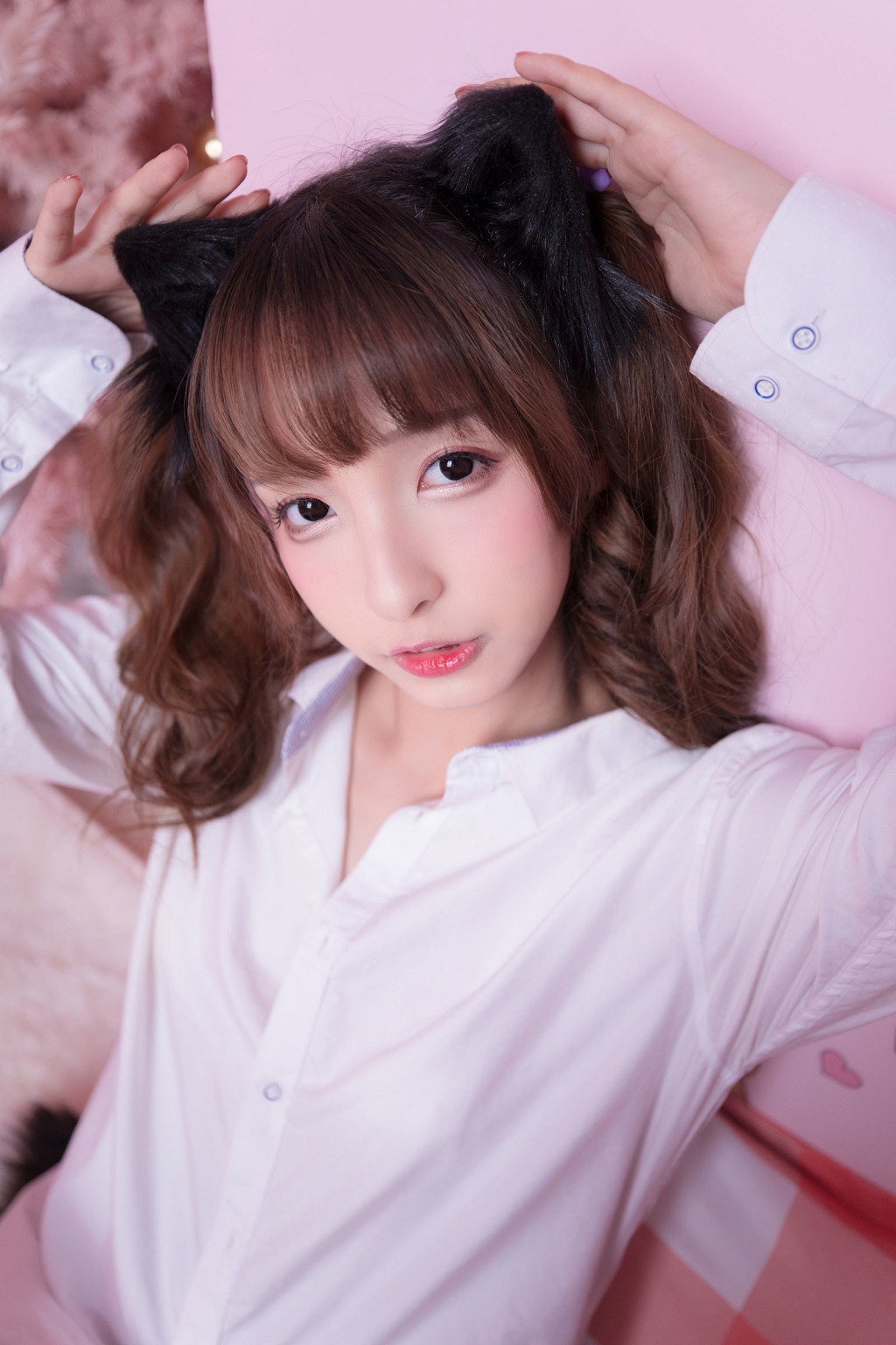 COSER Kagurazaka Mafuyu "The Sound of Desire" [Welfare Cosplay] Photo Book [150P