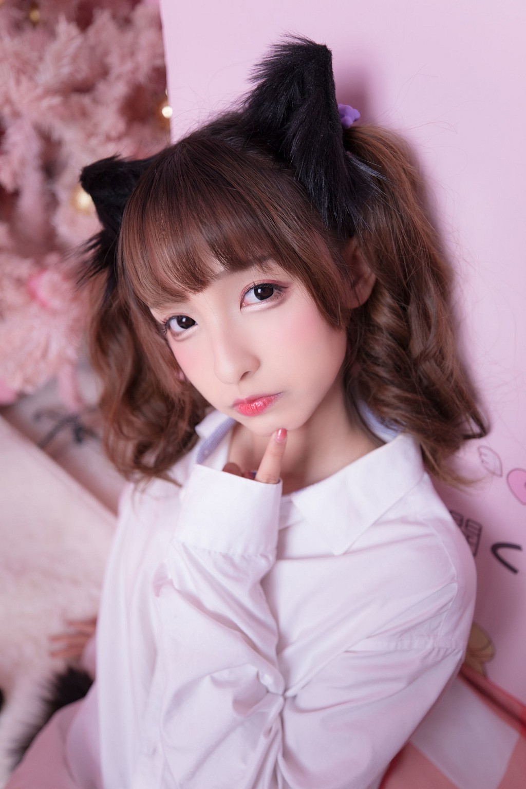 COSER Kagurazaka Mafuyu "The Sound of Desire" [Welfare Cosplay] Photo Book [150P