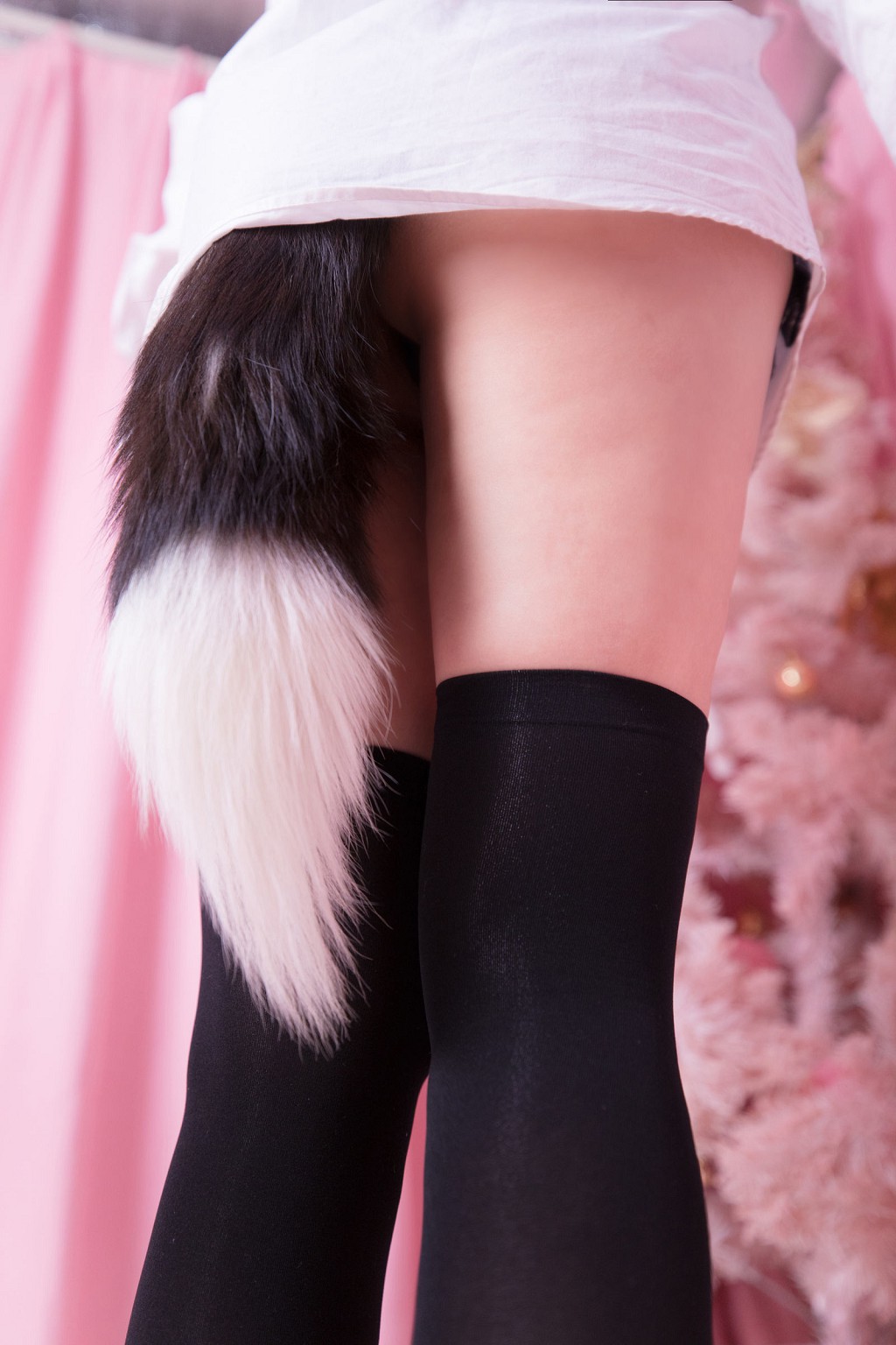 COSER Kagurazaka Mafuyu "The Sound of Desire" [Welfare Cosplay] Photo Book [150P