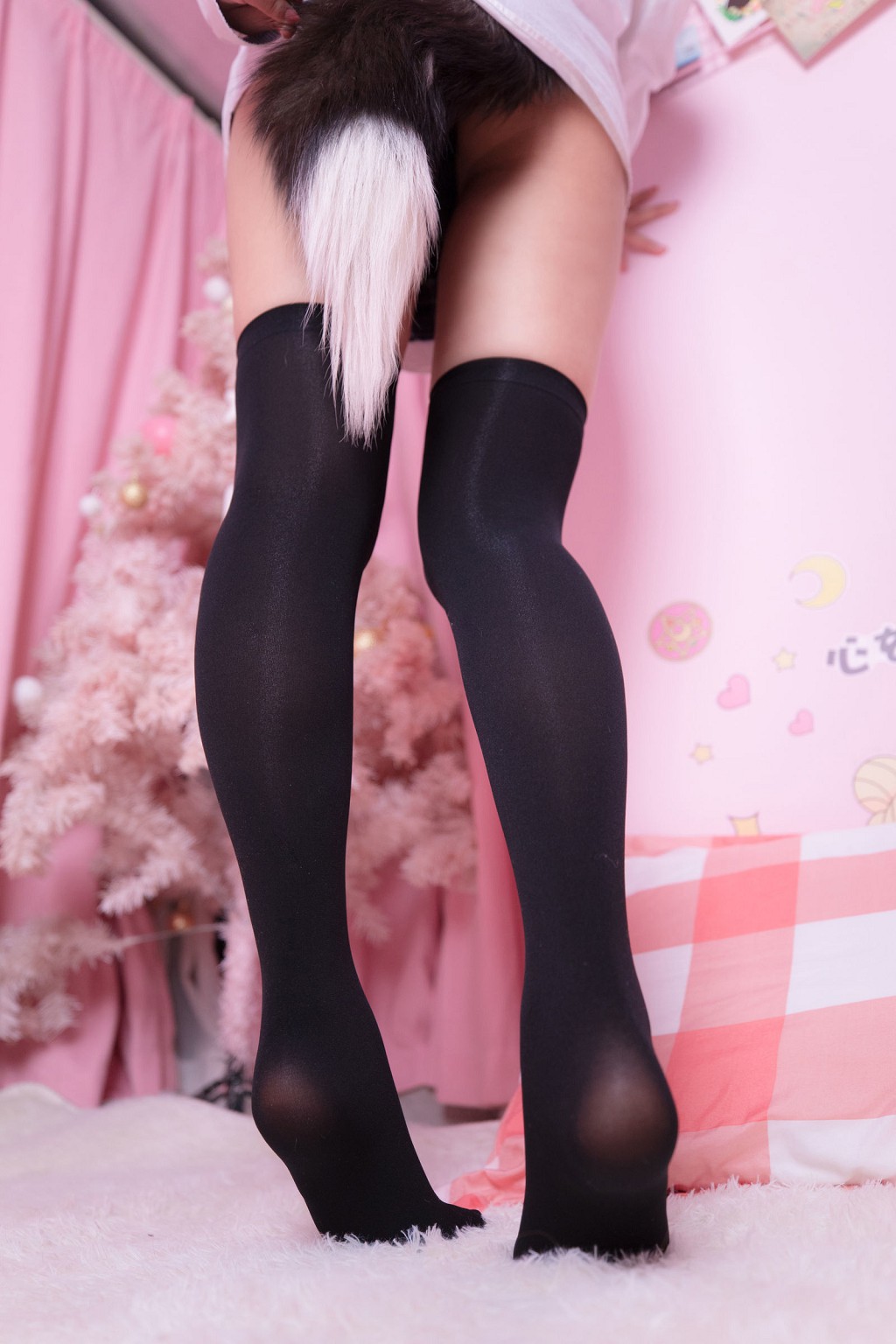 COSER Kagurazaka Mafuyu "The Sound of Desire" [Welfare Cosplay] Photo Book [150P