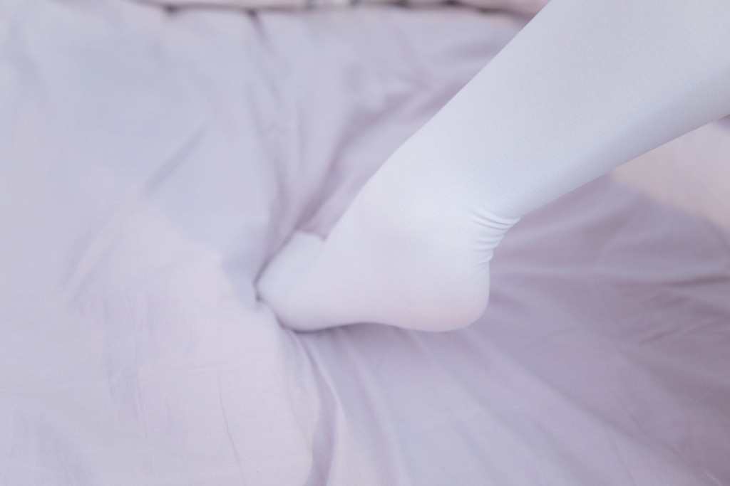 COSER Kagurazaka Mafuyu "The Sound of Desire" [Welfare Cosplay] Photo Book [150P