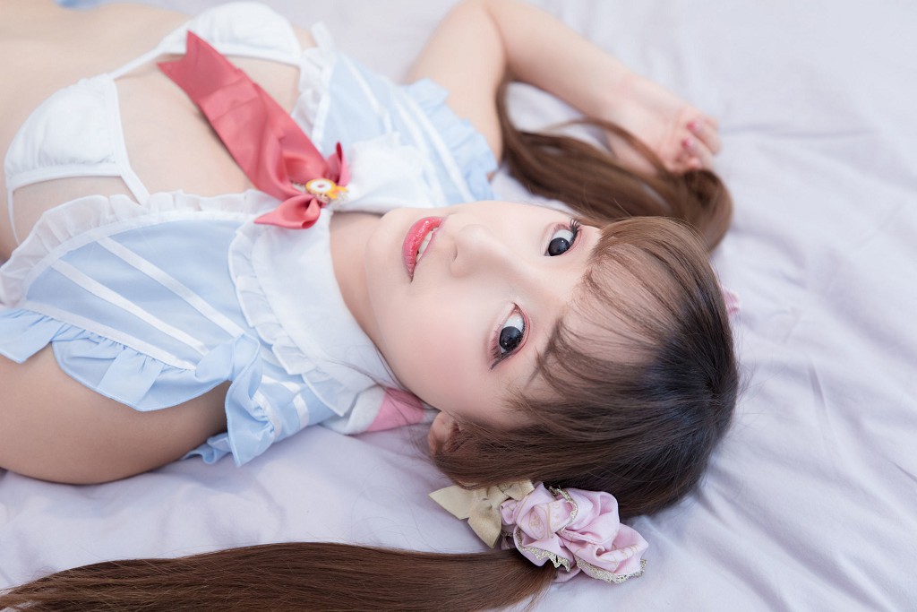 COSER Kagurazaka Mafuyu "The Sound of Desire" [Welfare Cosplay] Photo Book [150P