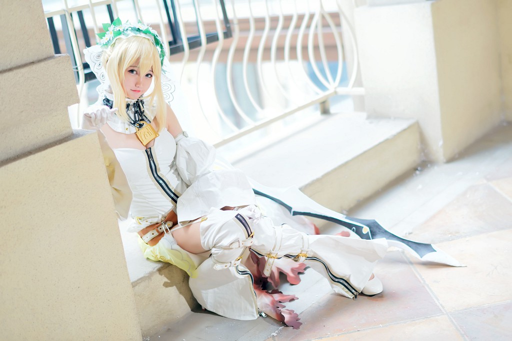 นาเกษา หญิงปีศาจ 《อัศวินชุดขาว》 [Cosplay สาวสวย] หนังสือภาพ [45P