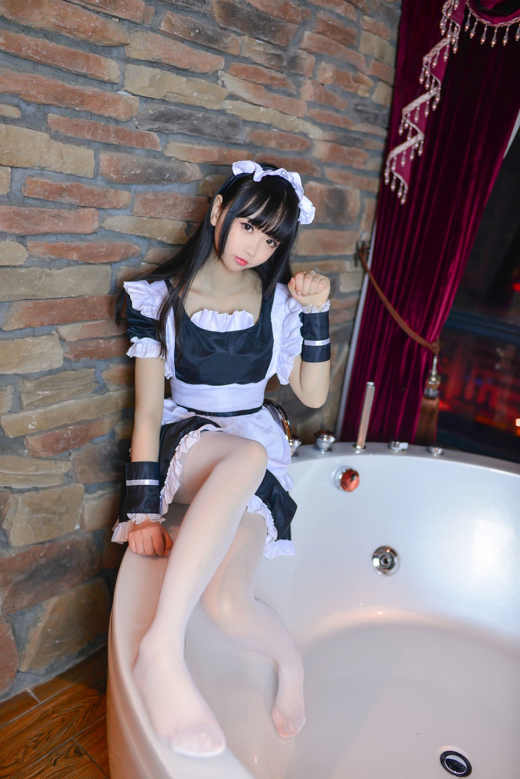 COSER雪琪SAMA《女仆》 [福利Cosplay] 写真集[25P]