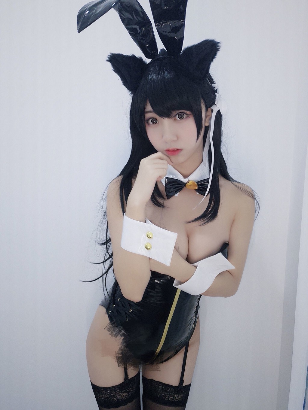 COSER 흑천 《아이탕 토끼 여인 작은 악마 치파오》 [코스플레이 소녀] 사진집 [36P