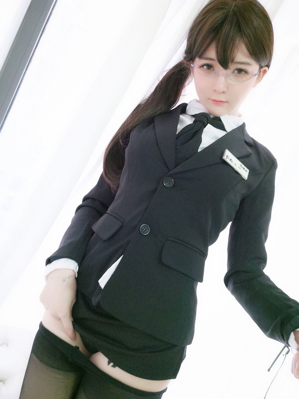 อ้ายเซี่ยวหยางเซ 《ผู้ช่วยพี่สาว》 [Cosplay สาวสวย] หนังสือภาพ [51P
