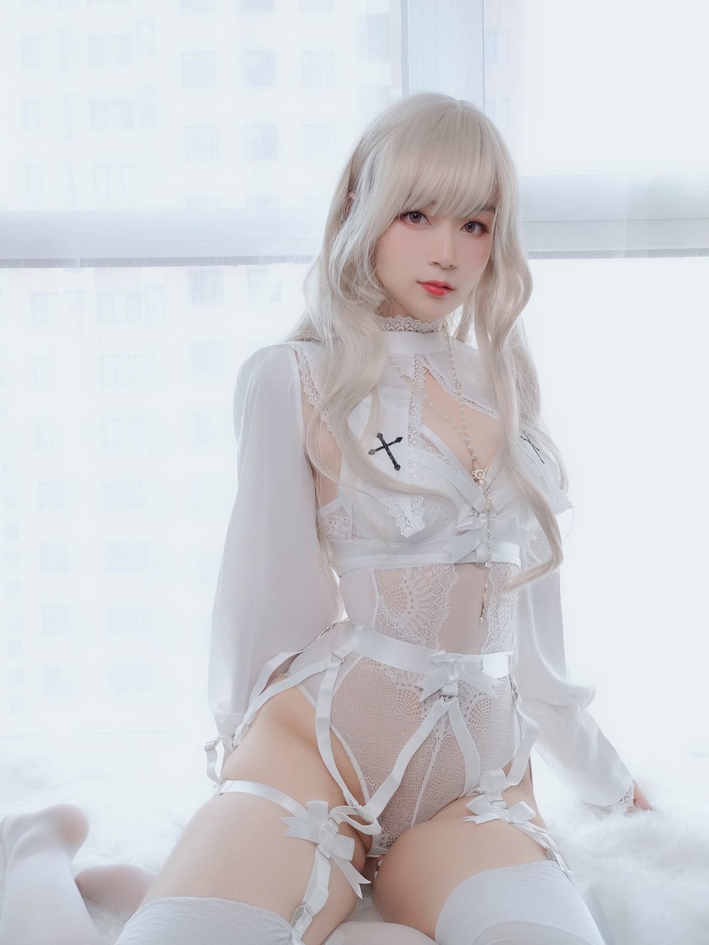 COSER Bạch Ngân 81: Thánh Nữ Thuần Bạch [Cosplay Thiếu Nữ] Tập ảnh [56P