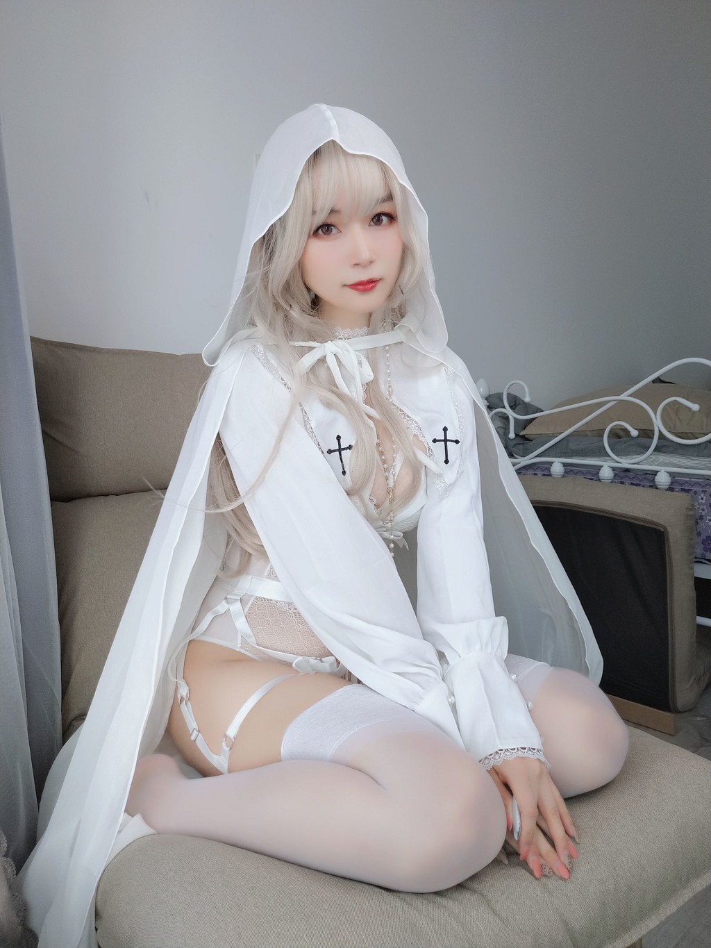 COSER 백은81 《순백 성녀》 [코스프레 소녀] 사진집 [56P