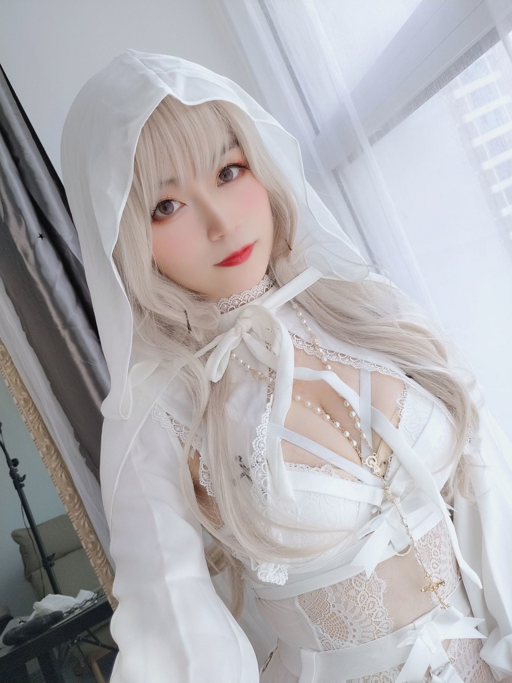 COSER Bạch Ngân 81: Thánh Nữ Thuần Bạch [Cosplay Thiếu Nữ] Tập ảnh [56P