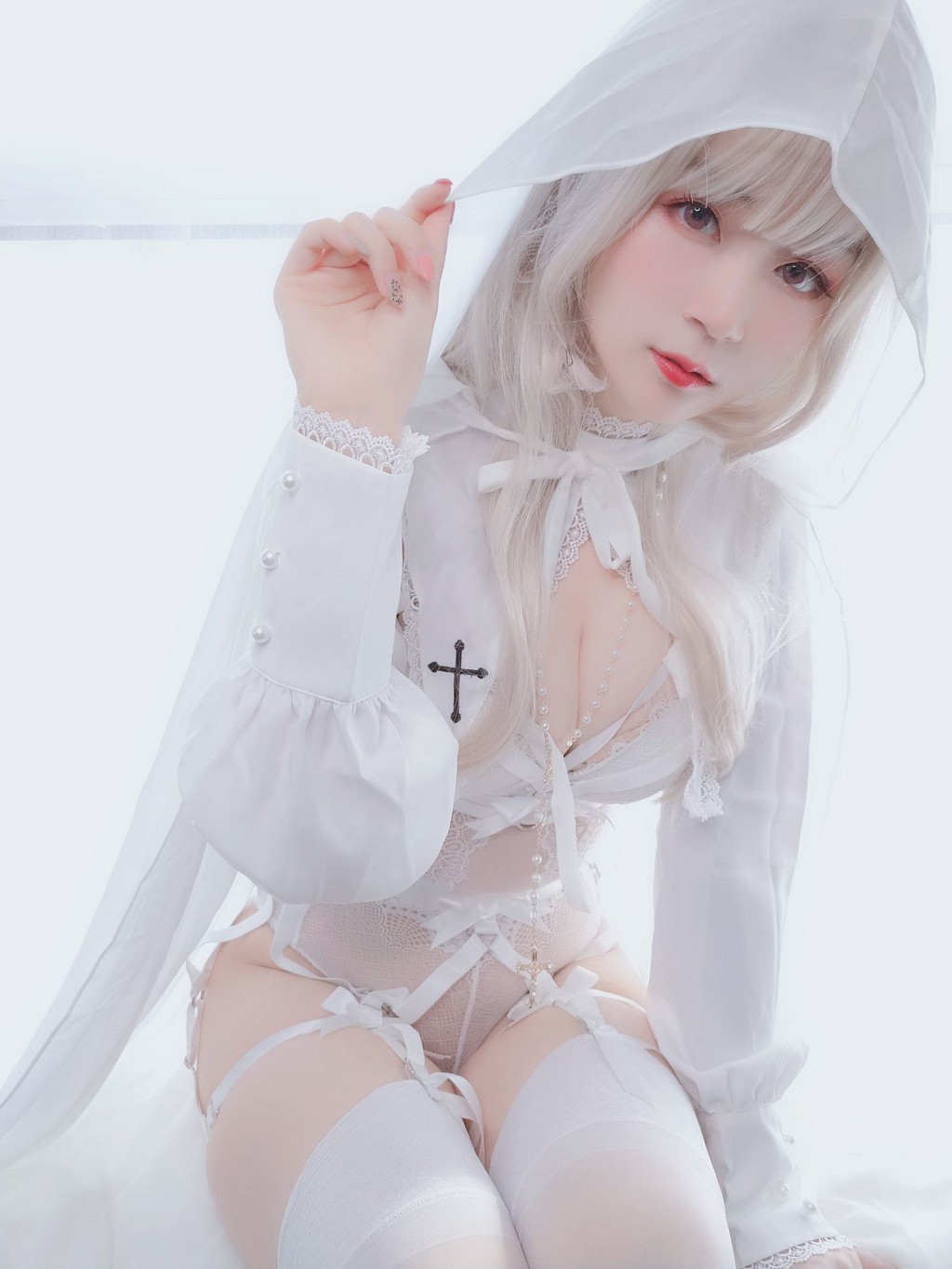 COSER Bạch Ngân 81: Thánh Nữ Thuần Bạch [Cosplay Thiếu Nữ] Tập ảnh [56P