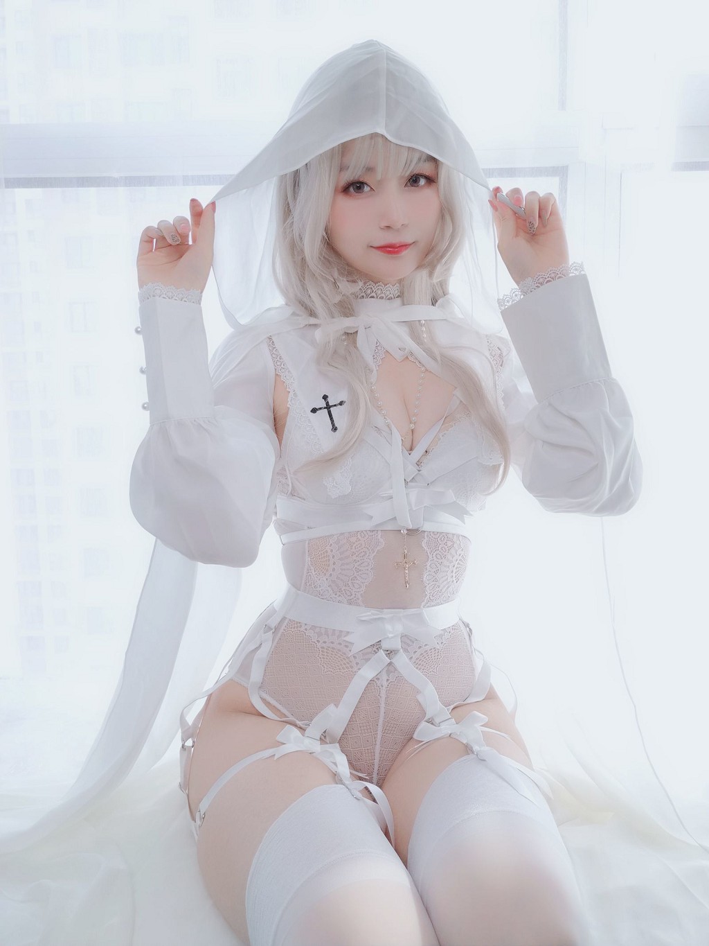 COSER Bạch Ngân 81: Thánh Nữ Thuần Bạch [Cosplay Thiếu Nữ] Tập ảnh [56P