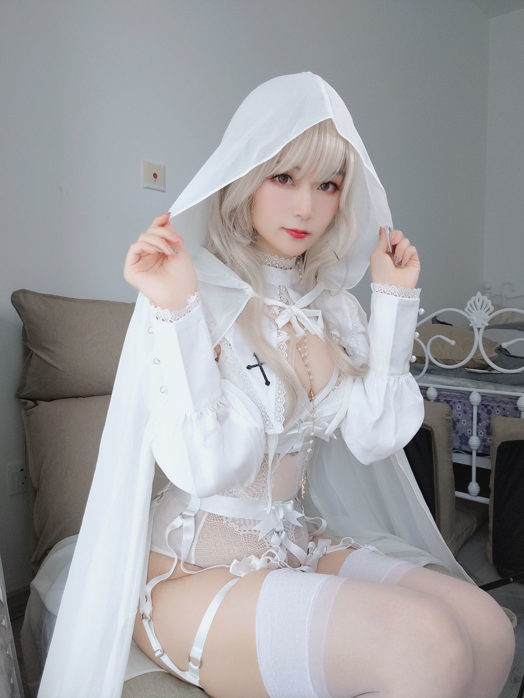 COSER Bạch Ngân 81: Thánh Nữ Thuần Bạch [Cosplay Thiếu Nữ] Tập ảnh [56P