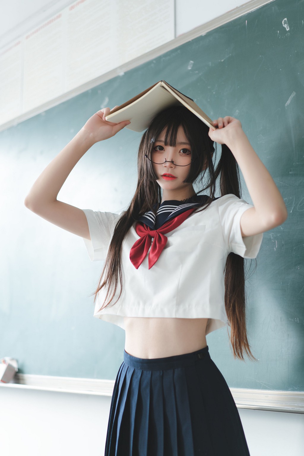 อู๋กงไป้กุ้ย 《JK เซจิฟุก》 [คอสเพลย์สาวสวย] หนังสือภาพ[43P