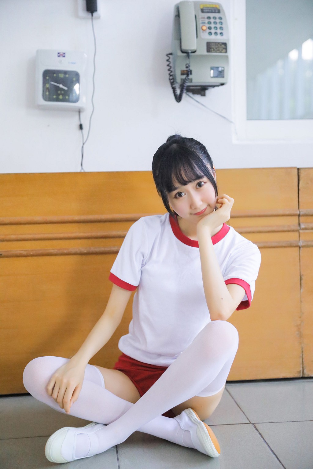 Mu Mianmian "Going to PE Class" [Cosplay Benefits] Photobook [42P