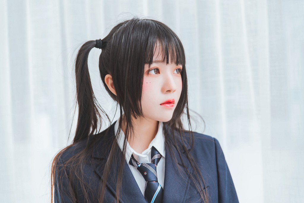 ซากุระโทเมียว《กงจี เจ่อฟู สือซิ่ว》 [Cosplay สาวสวย] หนังสือภาพ[45P