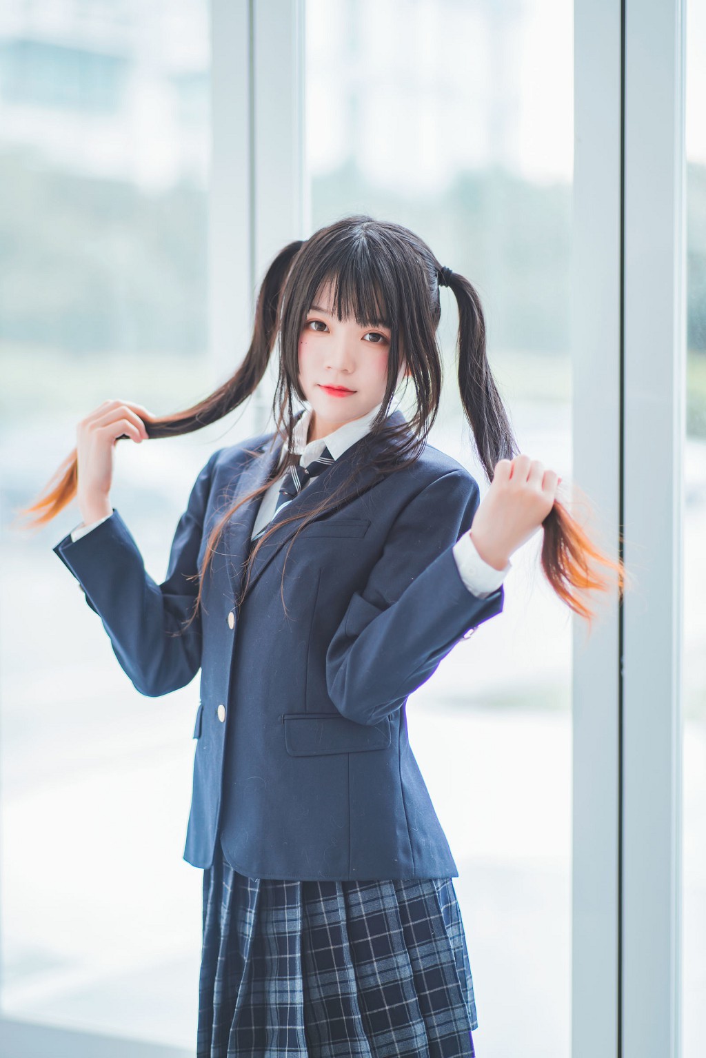 ซากุระโทเมียว《กงจี เจ่อฟู สือซิ่ว》 [Cosplay สาวสวย] หนังสือภาพ[45P