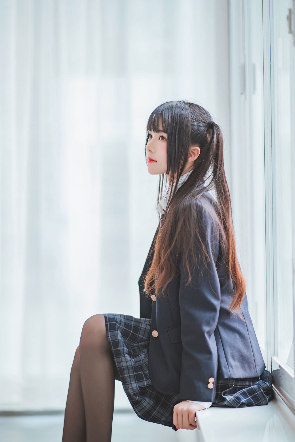 ซากุระโทเมียว《กงจี เจ่อฟู สือซิ่ว》 [Cosplay สาวสวย] หนังสือภาพ[45P
