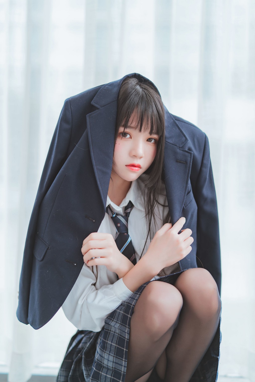 ซากุระโทเมียว《กงจี เจ่อฟู สือซิ่ว》 [Cosplay สาวสวย] หนังสือภาพ[45P