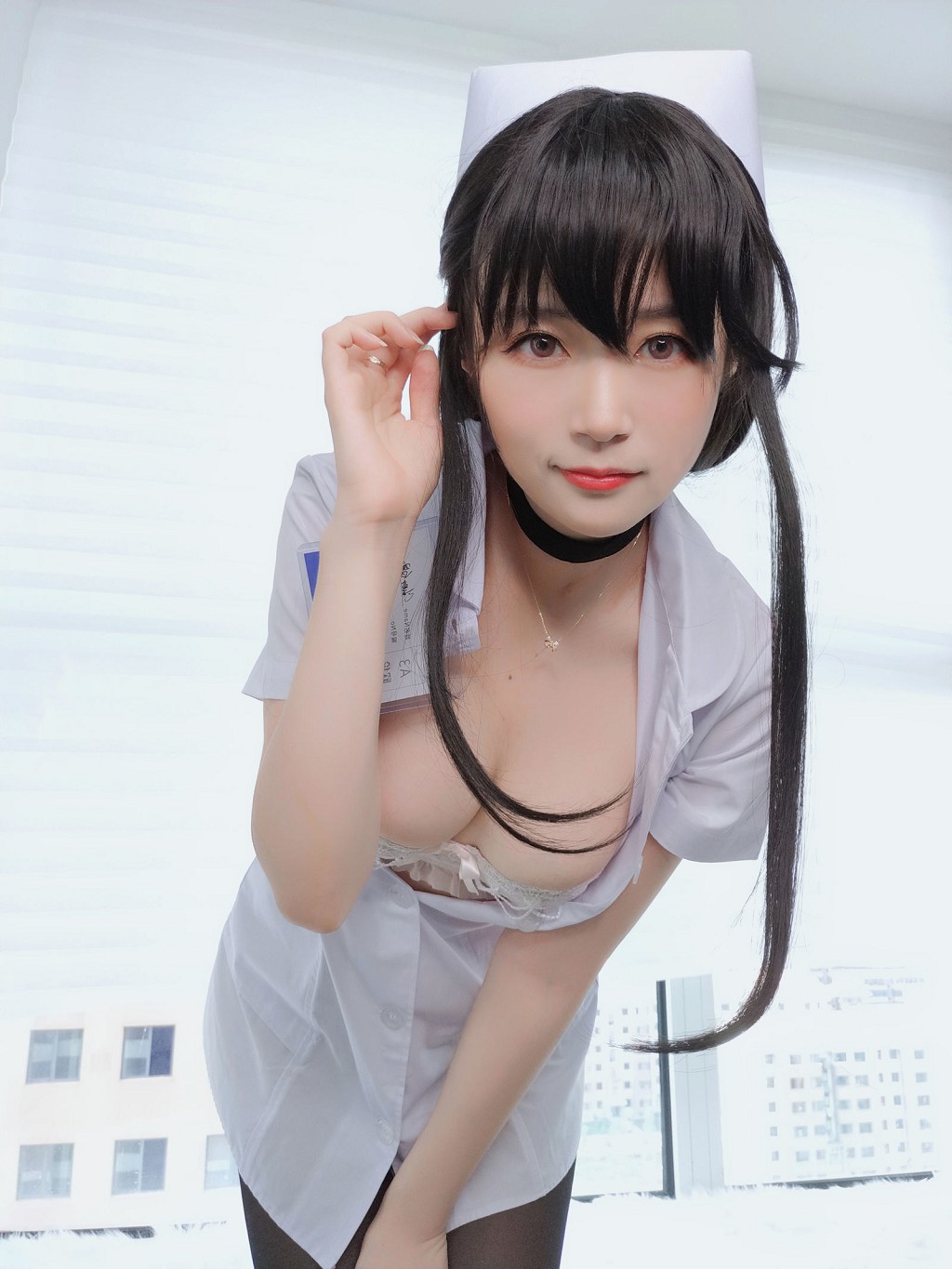 ไป่หยิ่น81《พยาบาลผมยาว》 [Cosplay สาวสวย] หนังสือภาพ[66P