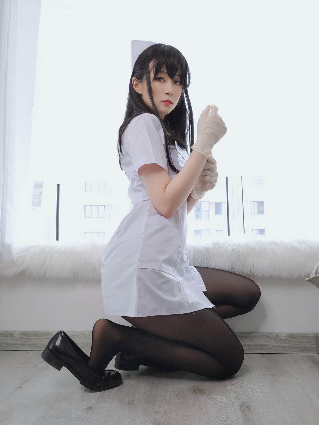 白银81《长发小护士》 [Cosplay美女] 写真集[66P]