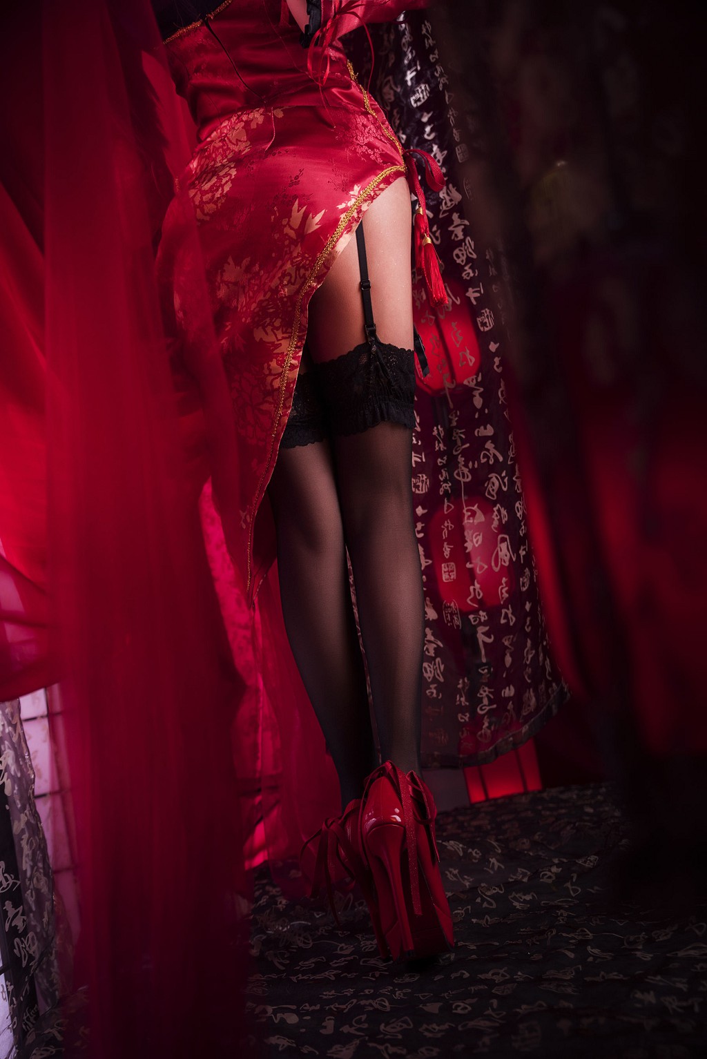 กุ้ยชู่หย่าว 《ชิซากิ คุรุมิ ด้ากูต้าเกอฟู่》 [Cosplayฟูริ] หนังสือภาพ[35P