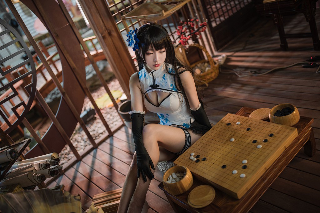 Cosplayer Hei Chuan 'Ping Er' [Cosplay Girl] Photobook [47P