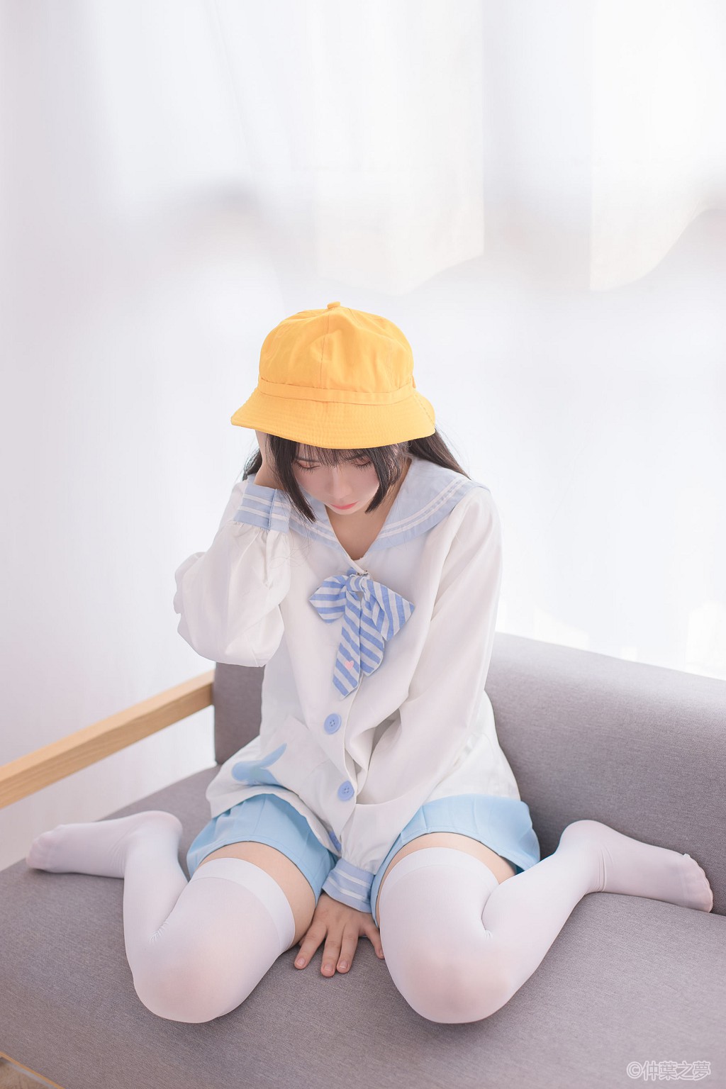《노란 모자 여학생의 흰 실크》 [청란영화] SPL.008 사진집[98P