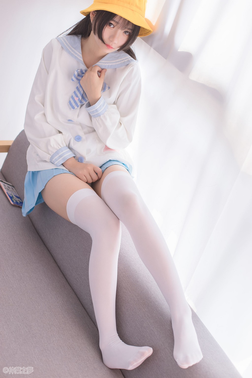 《노란 모자 여학생의 흰 실크》 [청란영화] SPL.008 사진집[98P