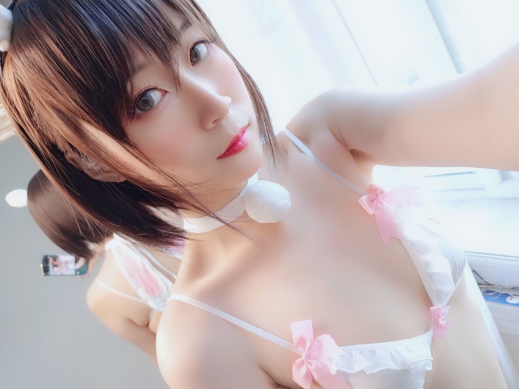コーサー白銀81《可愛い兎》 [コスプレ少女] 写真集[40P