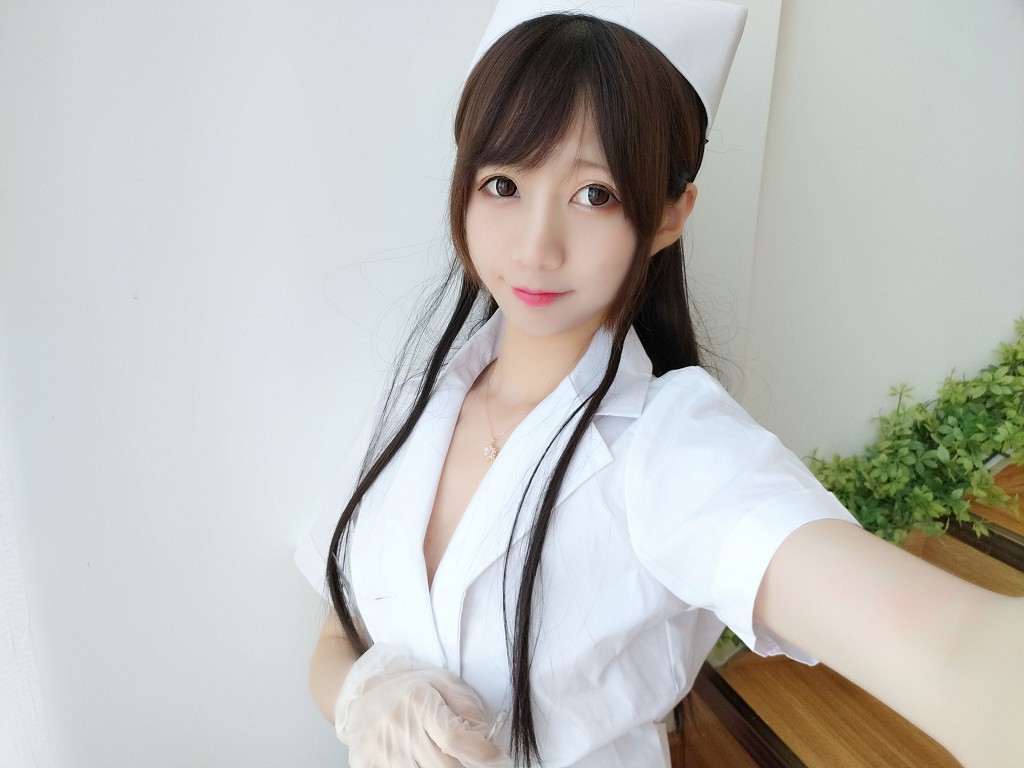 นากิสะมะโวหฺมคุง 《ซีรีส์ถ่ายเอง: นางพยาบาลชุดขาว》 [สาวสวยคอสเพลย์] หนังสือภาพ[40P