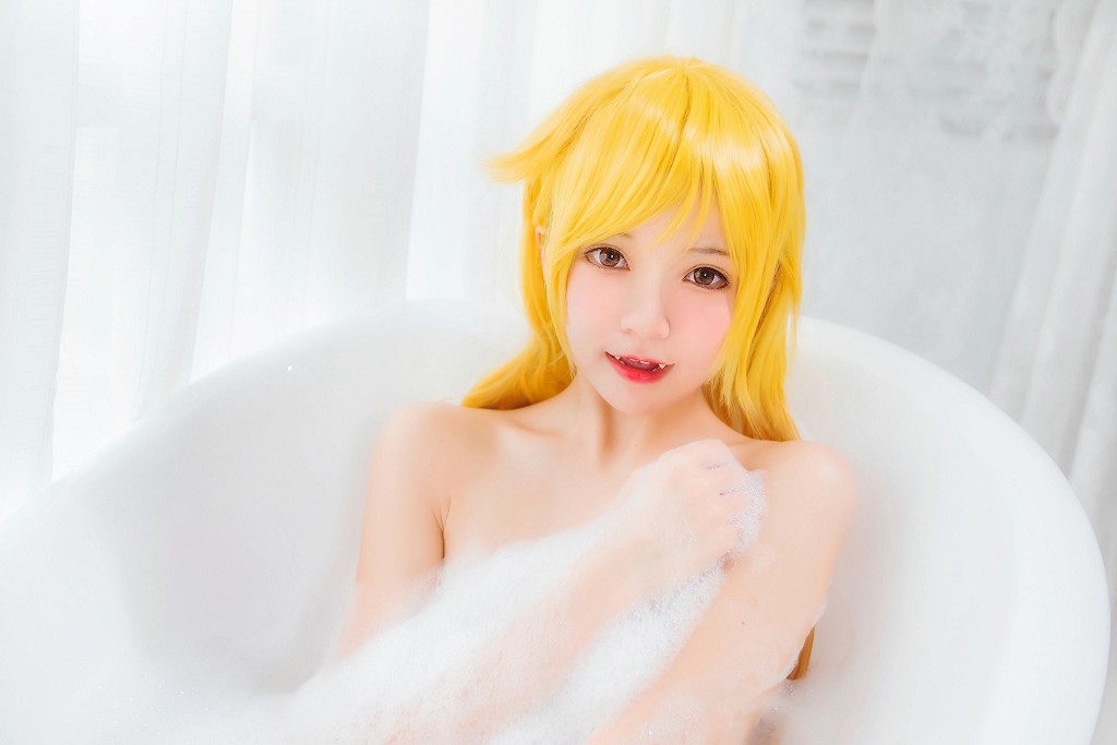 桜桃喵《小忍浴缸》 [萝莉COS] 写真集[50P]