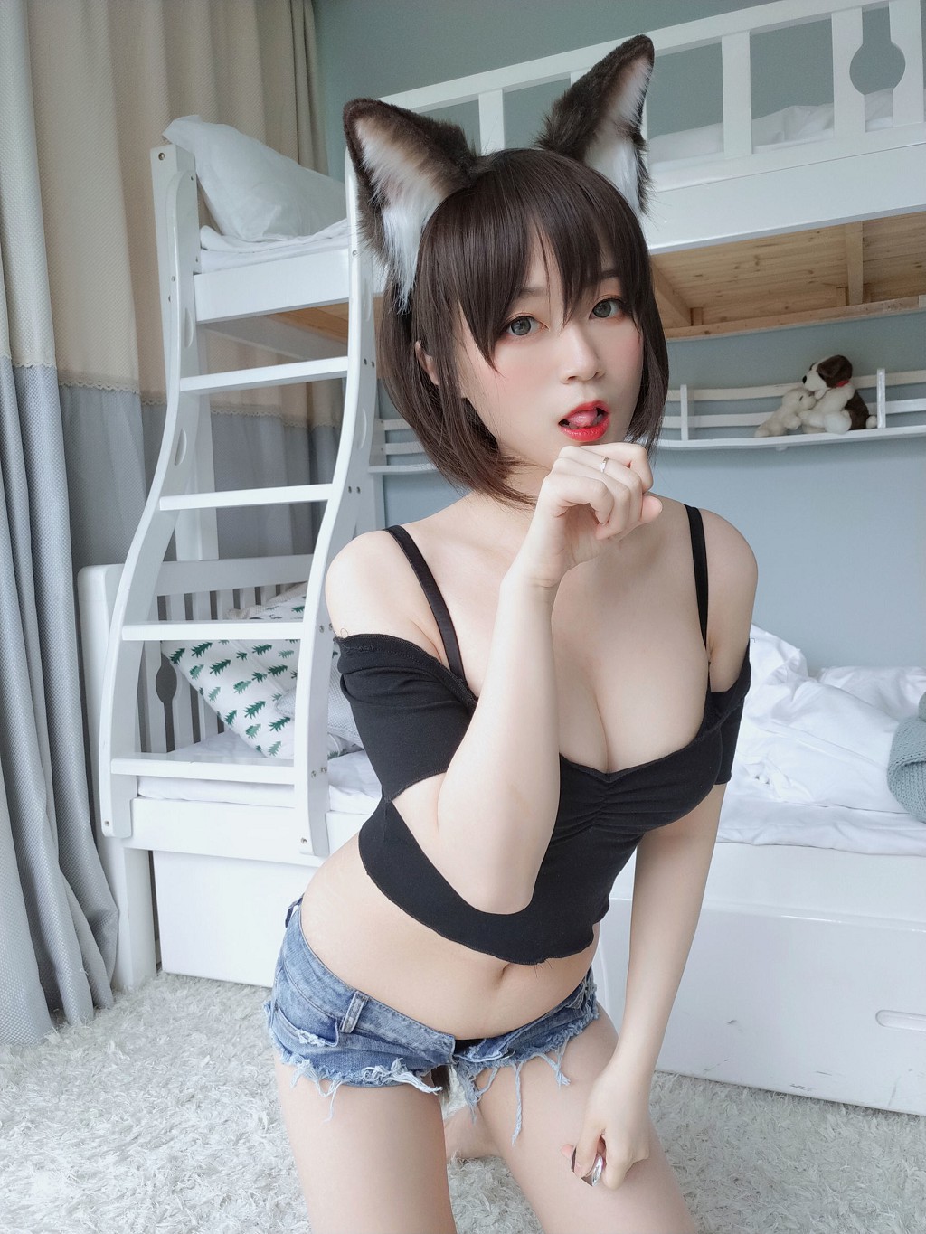 โคเซอร์ ไป่หยิน 81 《แมวราดดอล》 [คอสเพลย์ สาวน้อย] หนังสือภาพ [46P