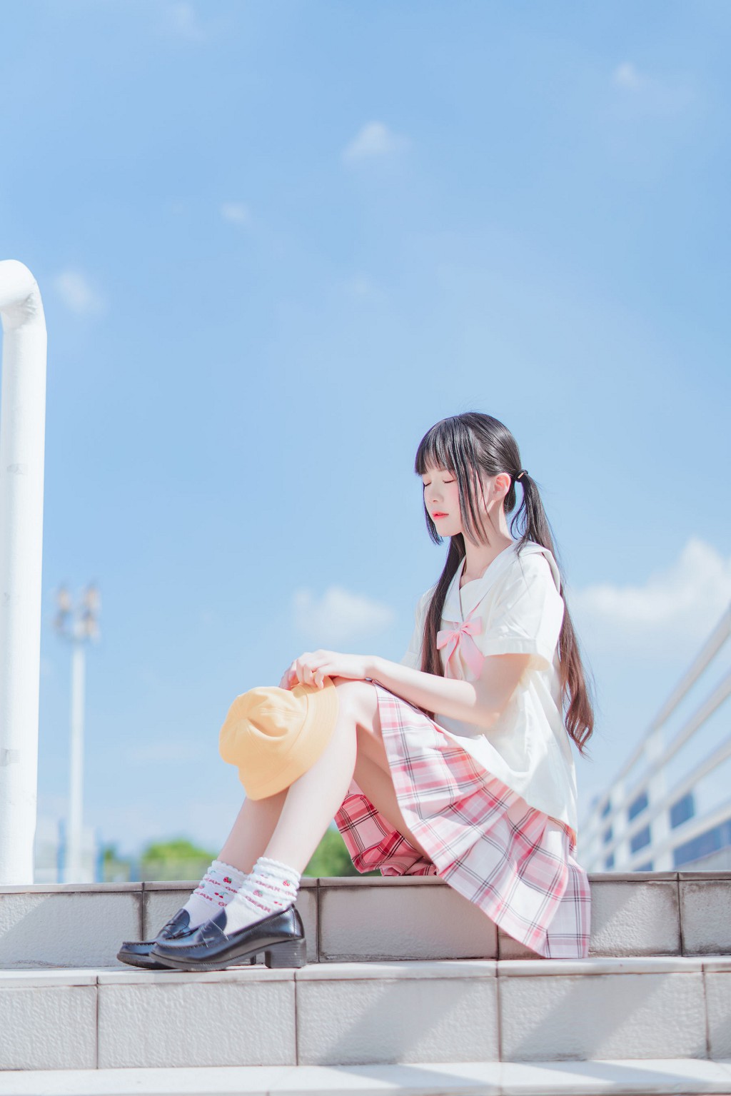 Sakurato Meow 《Nhà Trẻ》 [Cosplay Mỹ Nữ] Tập Ảnh [35P