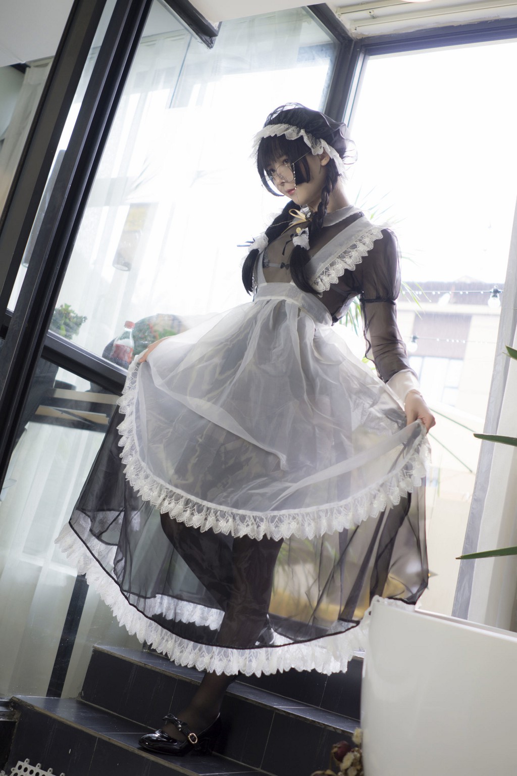 โคเซอร์อี้เซี่ยวหยางเจ๋อ《ชุดใหม่ของสาวใช้》 [สาวสวยคอสเพลย์] หนังสือภาพ[85P