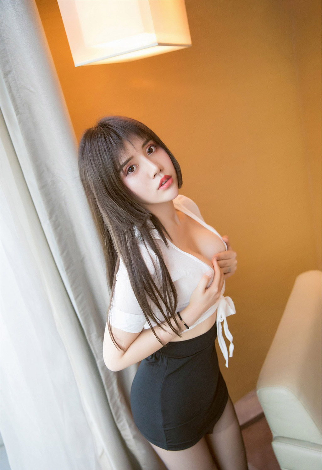 คริสจั่วย่าฉี ที่ไม่อาจต้านทานได้ ของเลขานุการ OL การล่อลวง