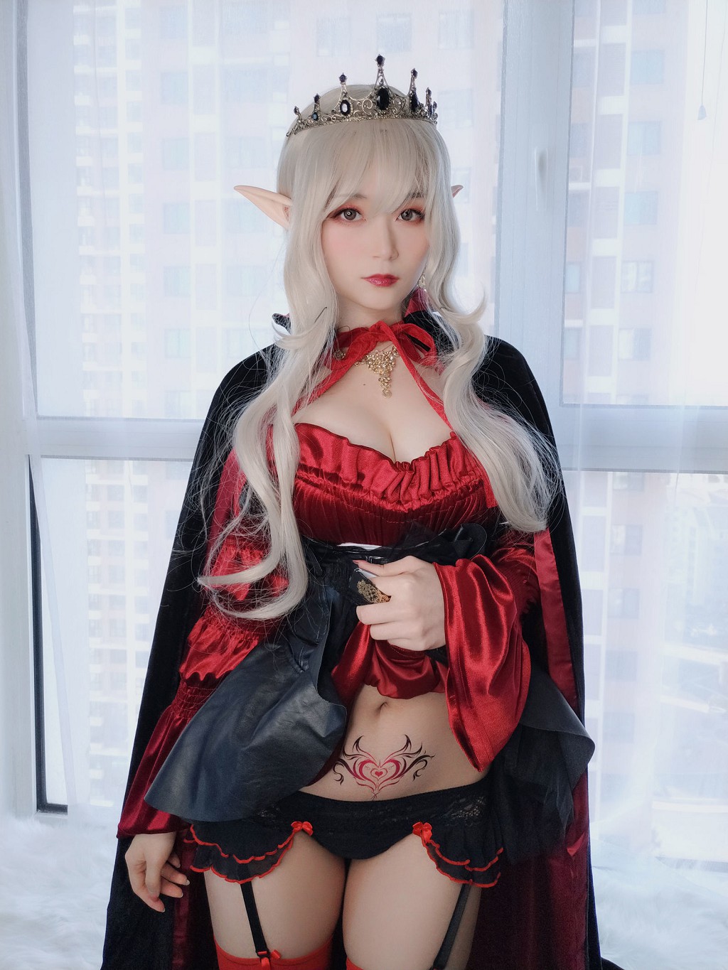 COSER白银81《皇家吸血鬼》 [Cosplay少女] 写真集[50P]