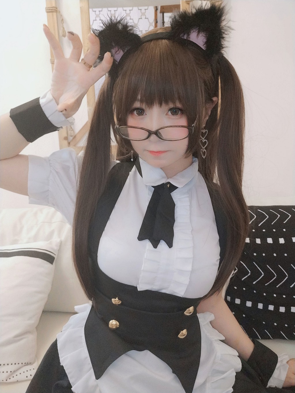 摇摇乐yoyo《黑丝女仆》 [Cosplay美女] 写真集[59P]