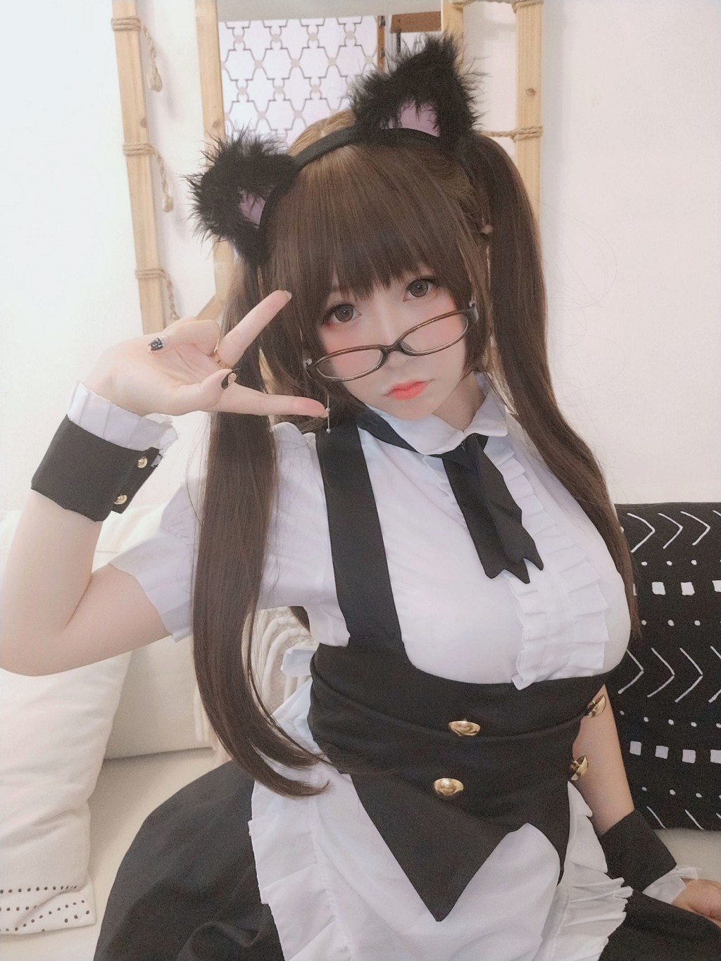 摇摇乐yoyo《黑丝女仆》 [Cosplay美女] 写真集[59P]