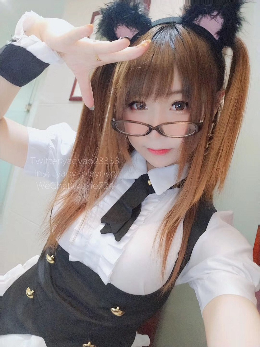 摇摇乐yoyo《黑丝女仆》 [Cosplay美女] 写真集[59P]