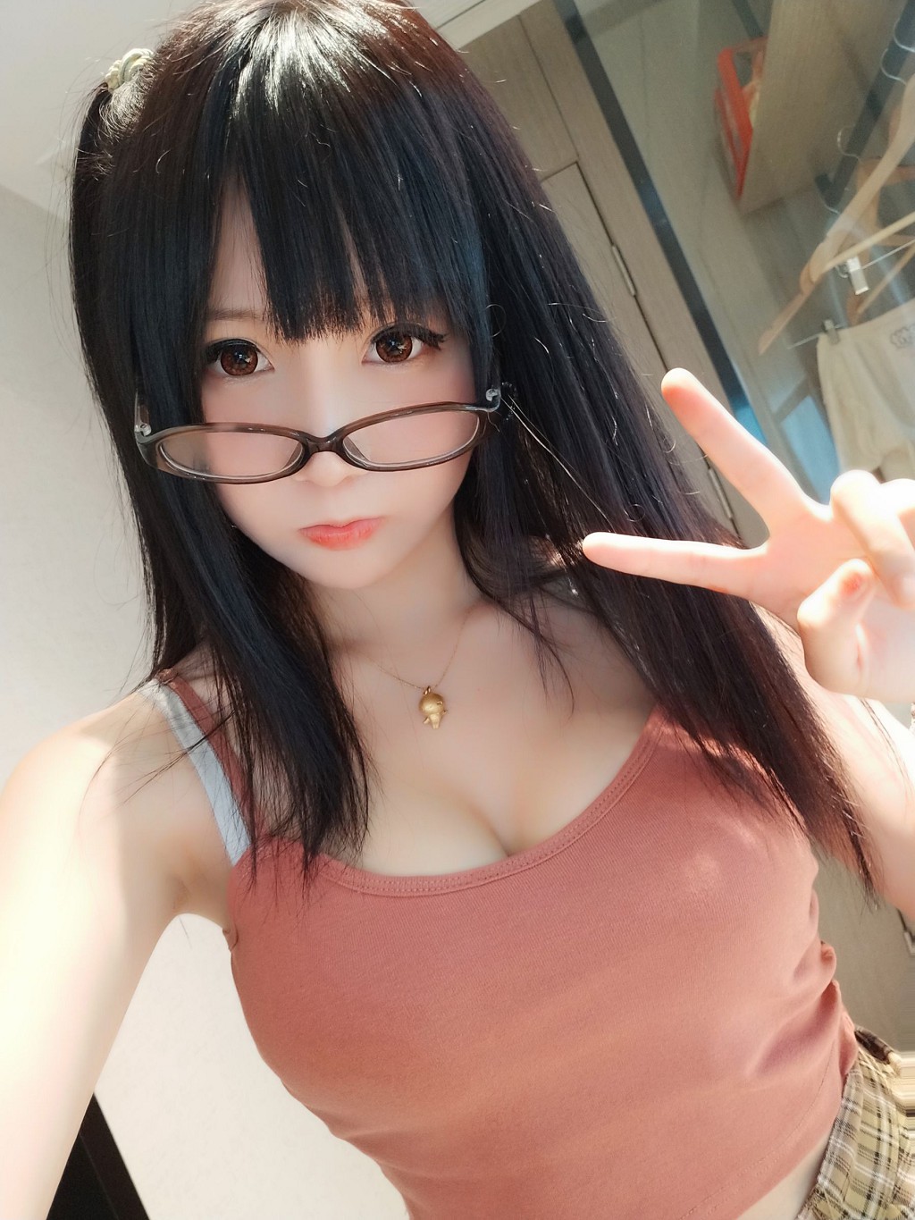 COSER摇摇乐yoyo《诱人小学妹》 [Cosplay福利] 写真集[43P]