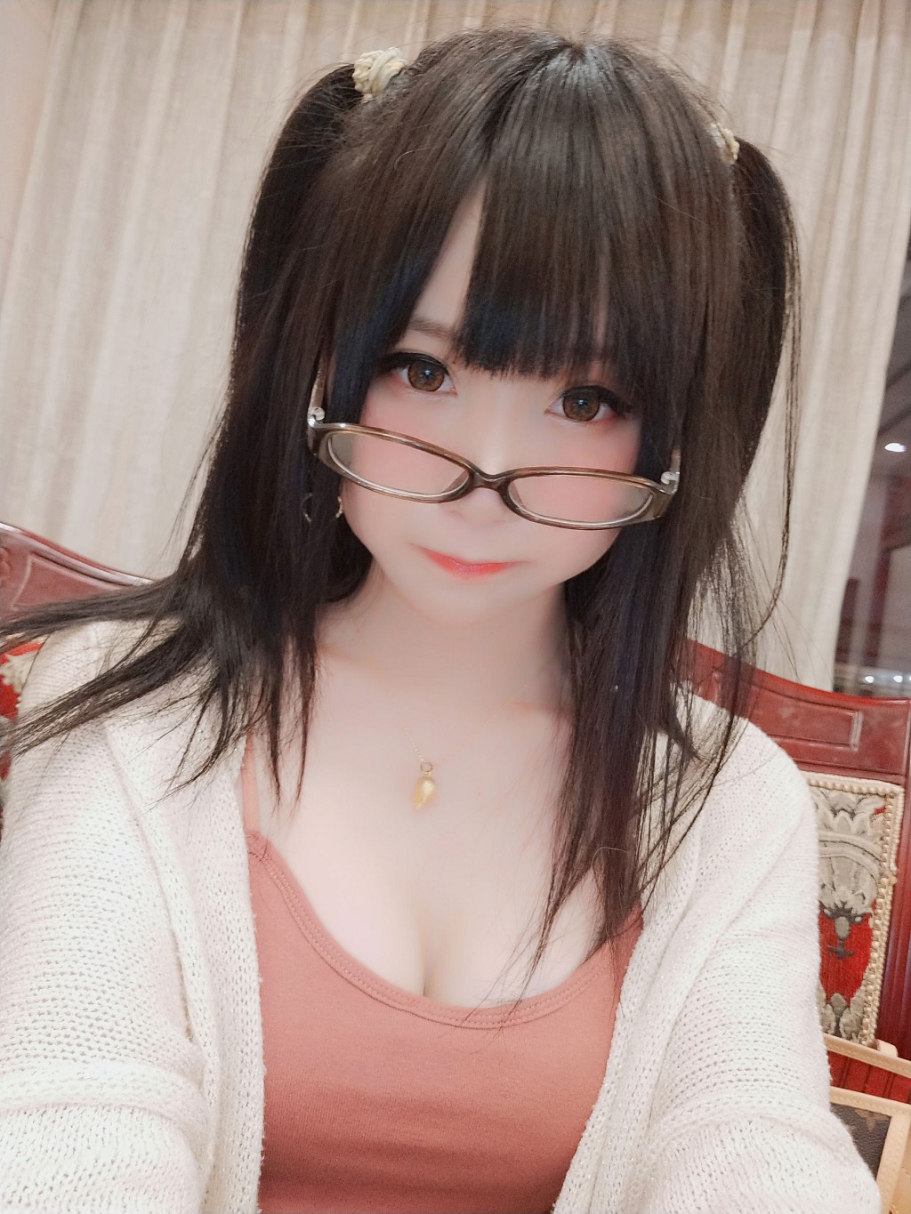 COSER Yao Yao Le YoYo: Tempting Little Schoolgirl [Cosplay Welfare] Photobook [43P
