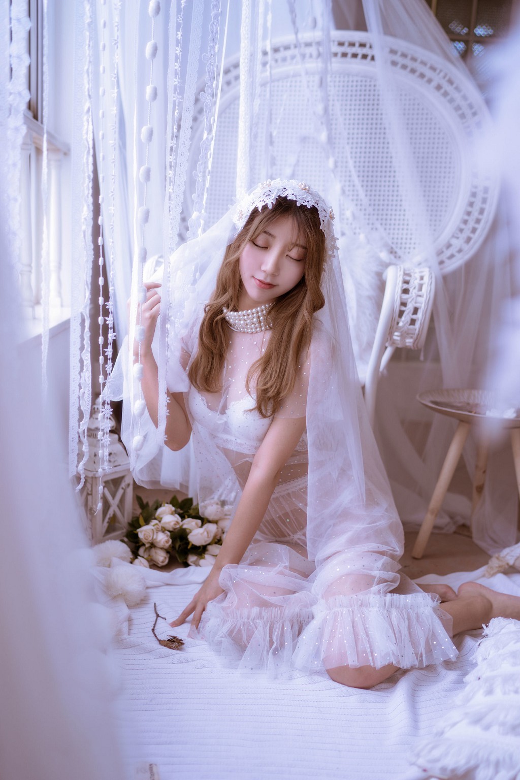 COSER黑川《年上彼女 婚纱+毛衣》 [Cosplay少女] 写真集[39P]