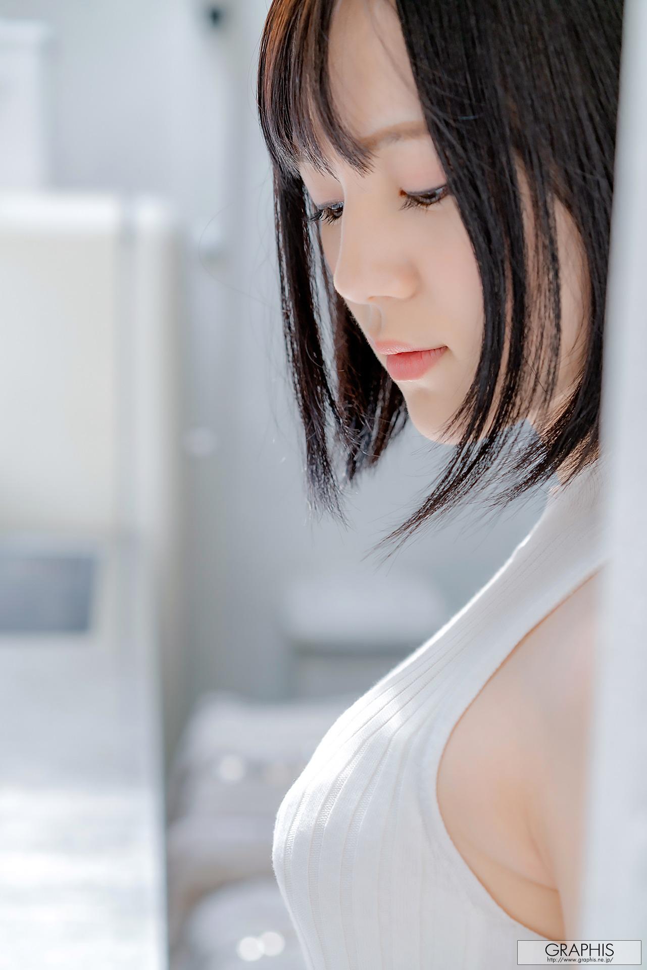Remu Suzumori Photo Set | Adult Glamour Gallery
