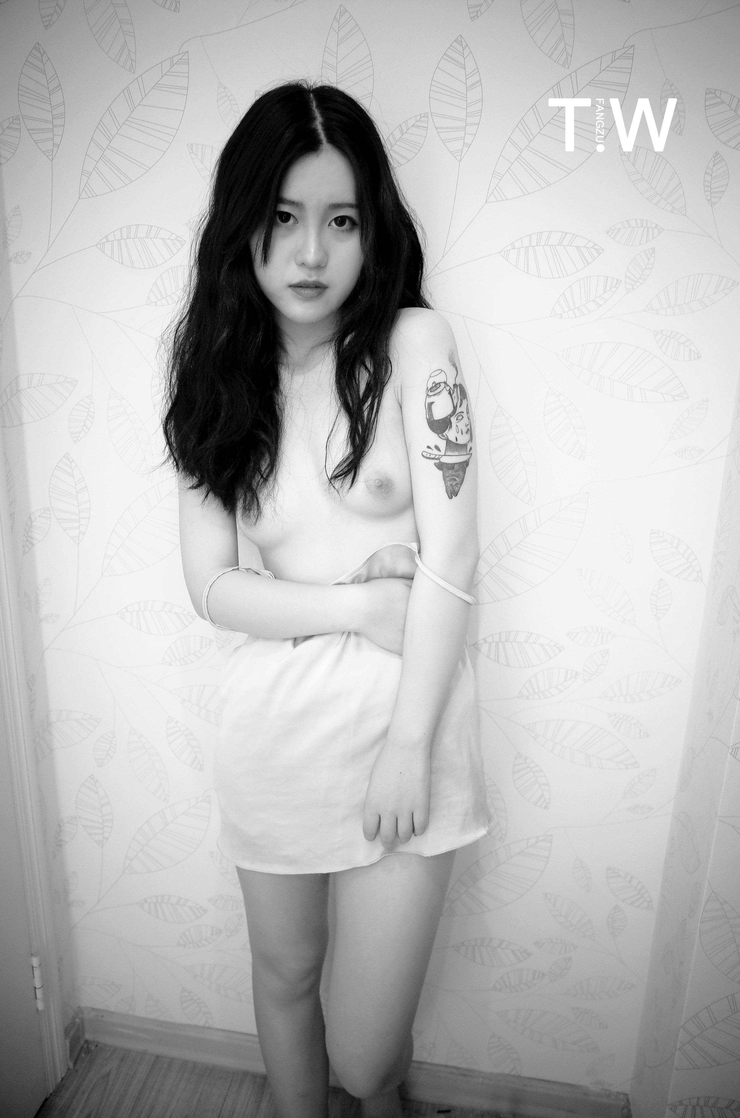 独立写真家（フェン ダオ）TIAN WEN 0018 49P