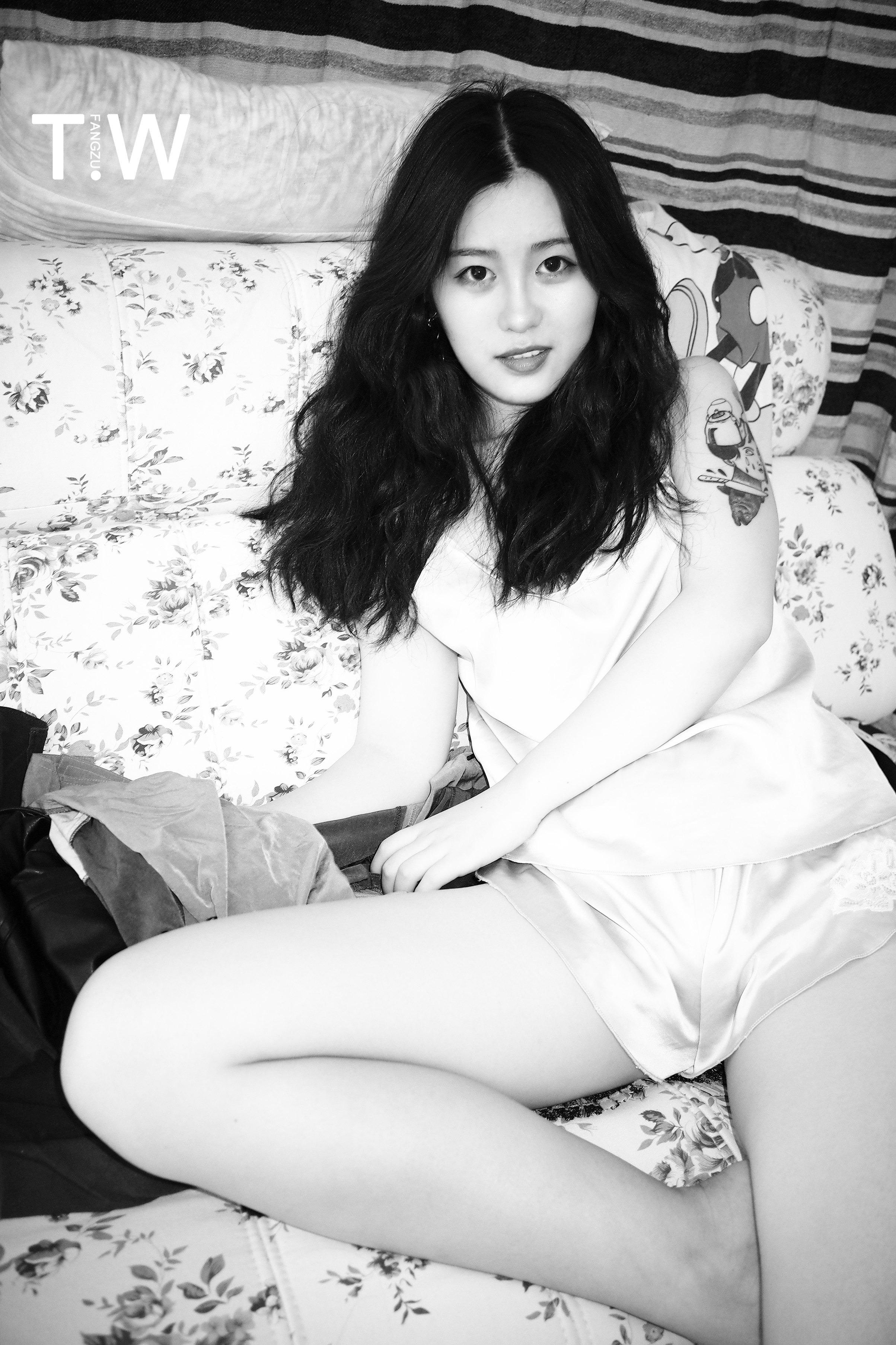 独立写真家（フェン ダオ）TIAN WEN 0018 49P