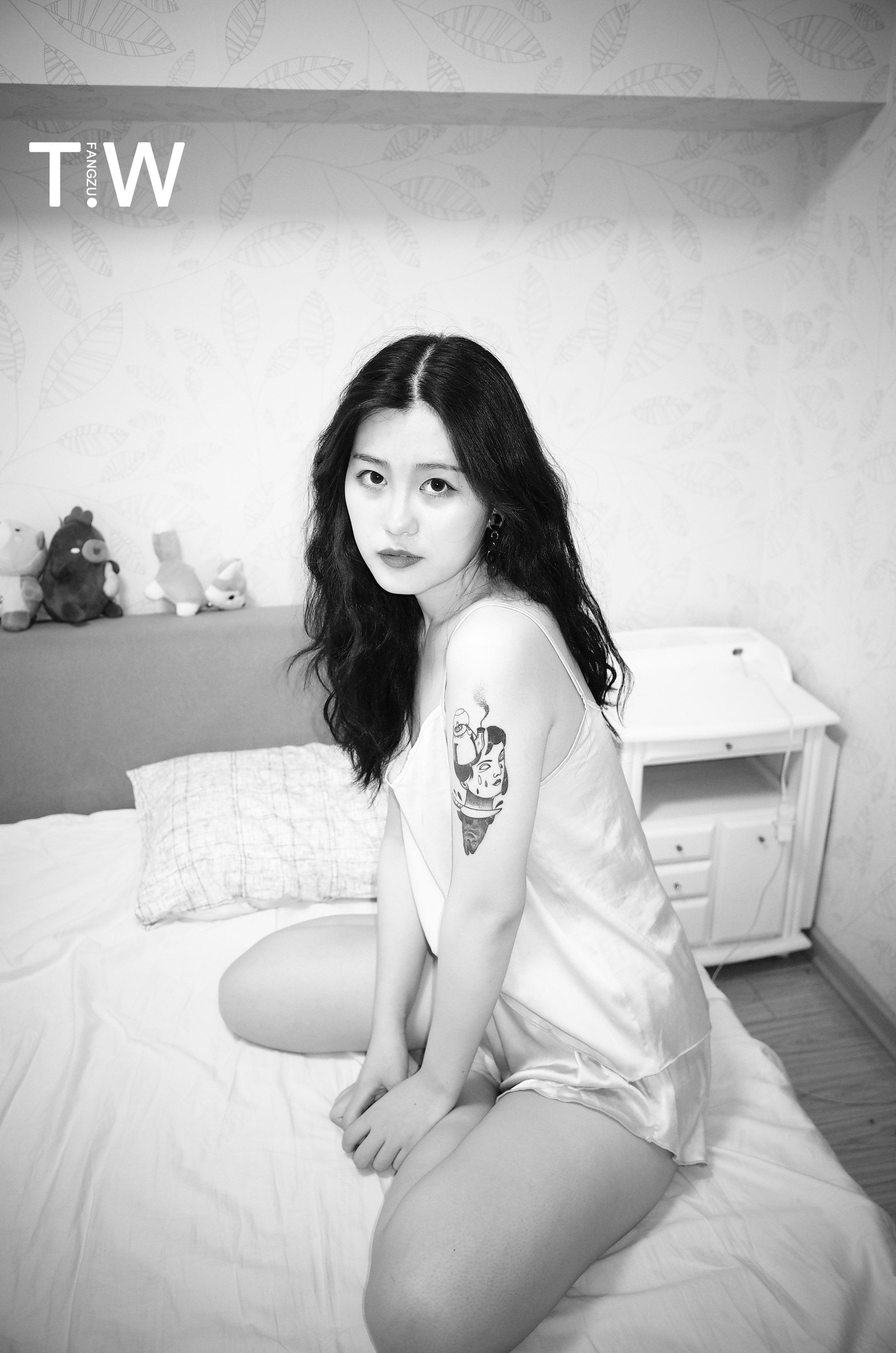 独立写真家（フェン ダオ）TIAN WEN 0018 49P