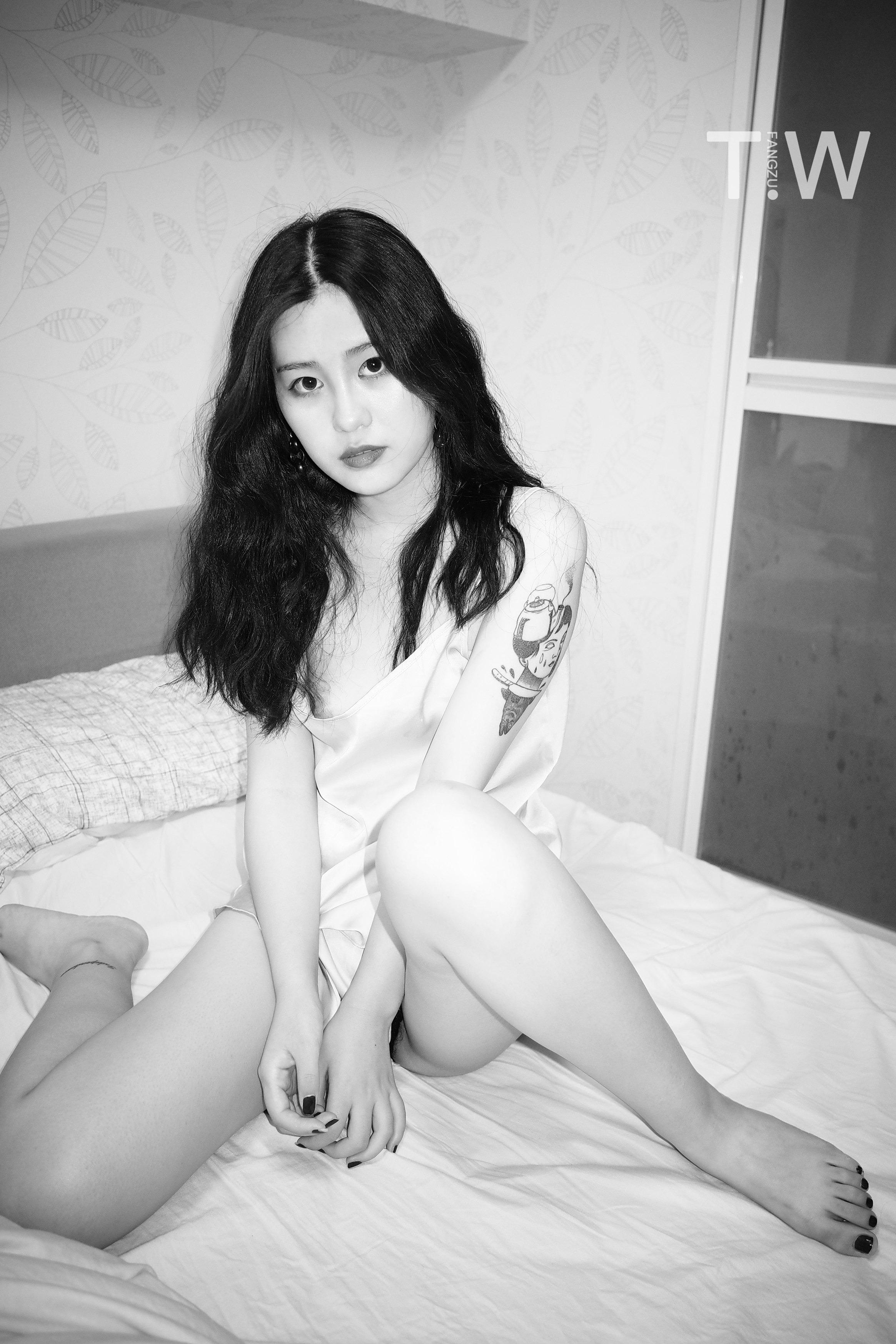 独立写真家（フェン ダオ）TIAN WEN 0018 49P